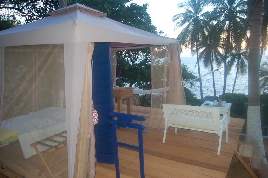 Cocos Camp Hotel Акапулко Стая снимка